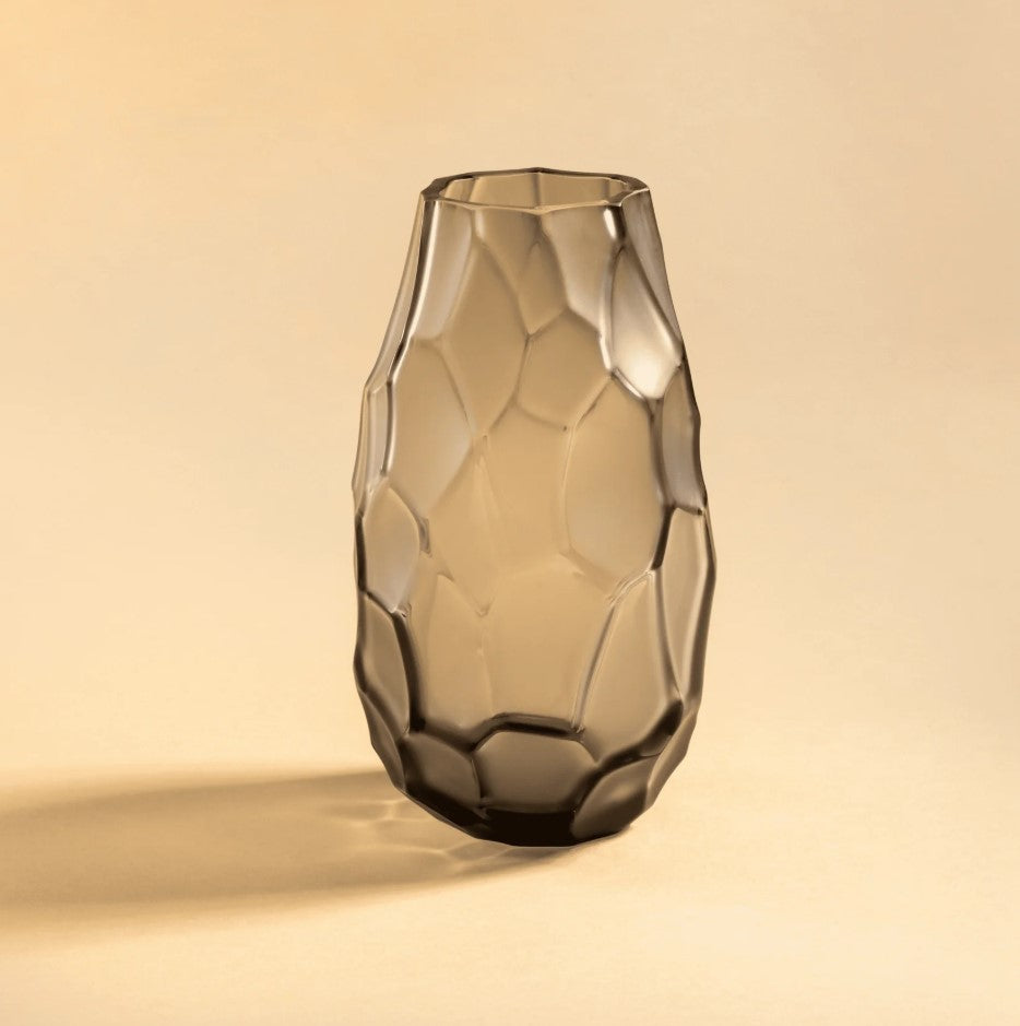 Lalique Feuerstein – Flint – Kleine Vase aus grauem Kristall