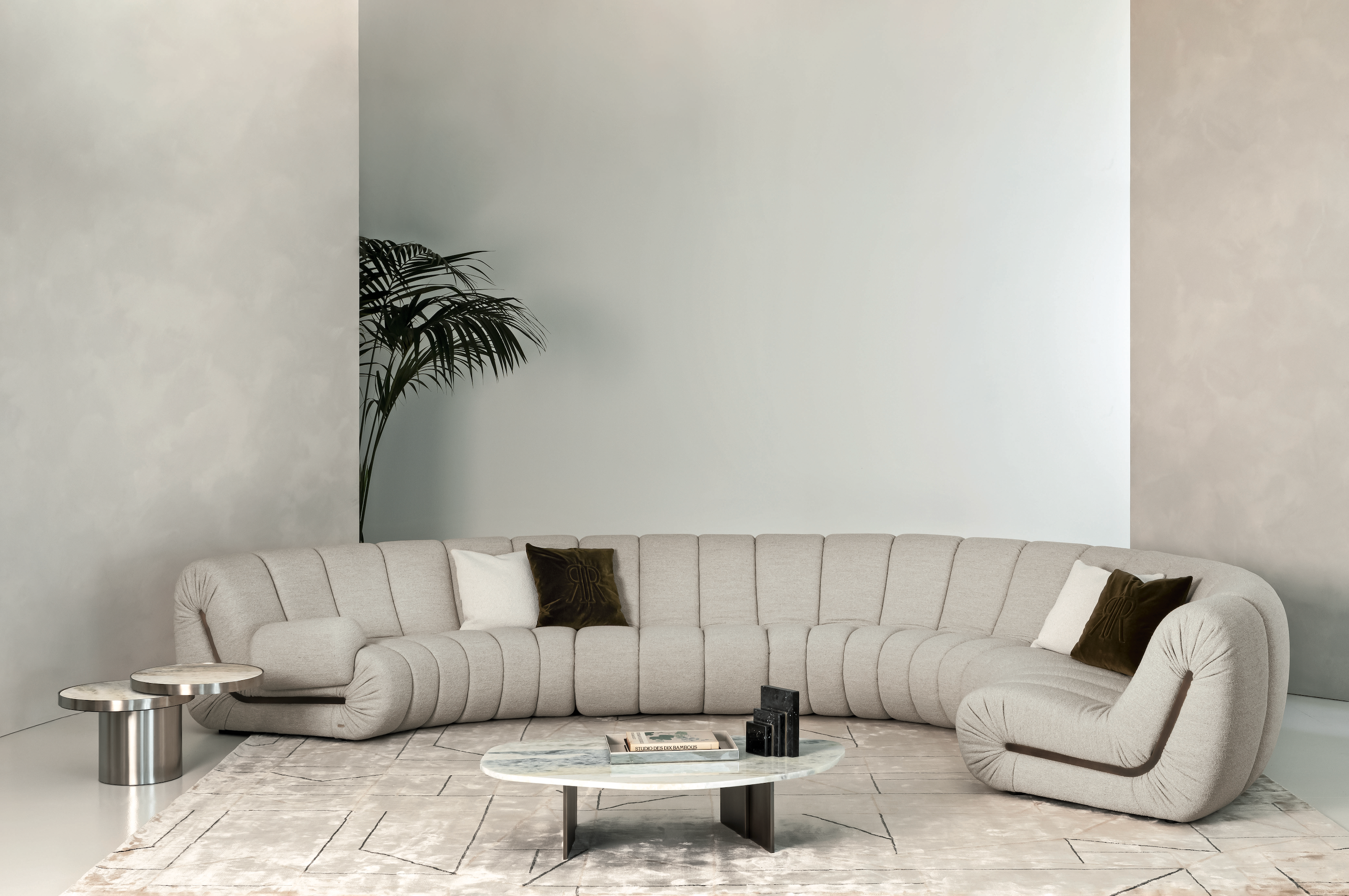 Semicircular sofa Snake